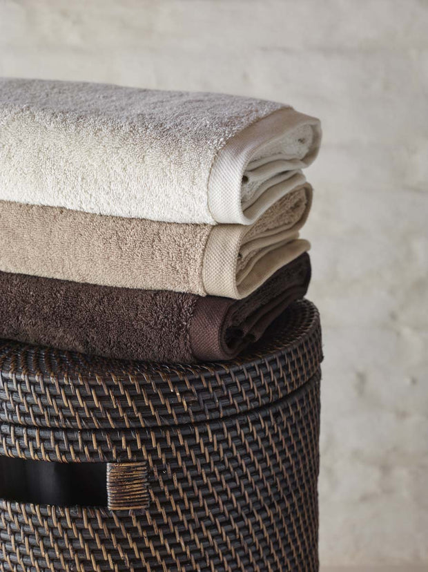 Aquanova London handdoeken Desert, Almond en Pecan - Cino wasmand - bithliving.com