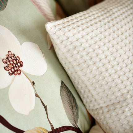 Vandyck Home Pique kussensloop Cream Tan met Twiggy dekbedovertrek Pistache - bithliving.com