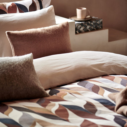 Vandyck dekbedovertrekken Herring Multi en Pure 84 Cream Tan - kussenslopen Home Bellavita Soft Tan en Sand - bithliving.com