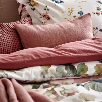 Vandyck Soft Fields & Everbloom dekbedovertrekken - sprei en sloop Home Bellavita & Home Pique - bithliving.com