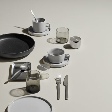 PILLAR 2 taza de café 200 ml con platillo Mirage Grey